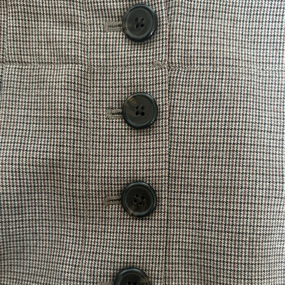 Little Moon by Aritzia Daylily Plaid Mini Skirt | Size 4 - Picture 6 of 8